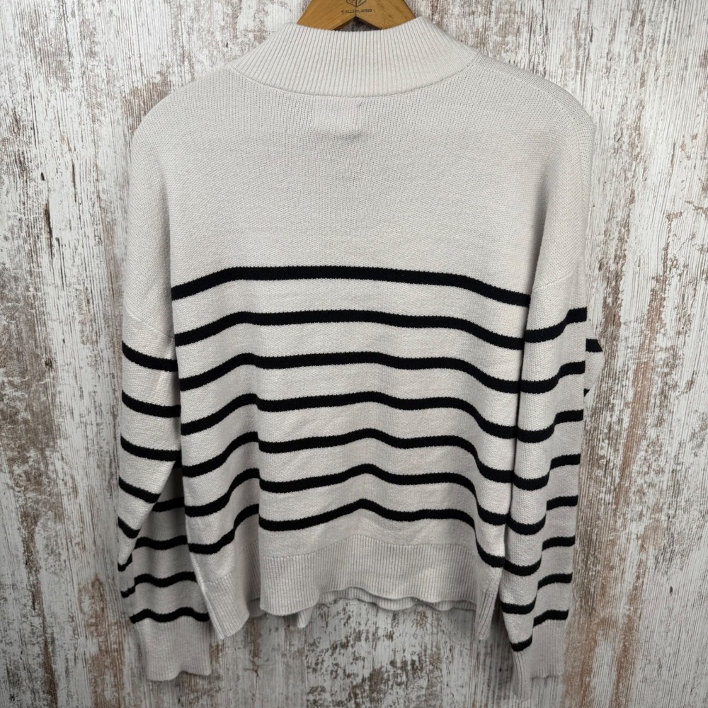 Nicole Miller New York Striped Mock Neck Sweater Gold Button Shoulder Sz M - Picture 2 of 7